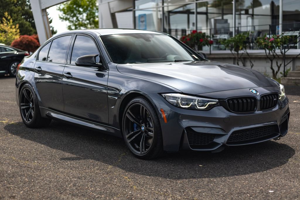 Used 2018 BMW M3 w/ Executive Package RWD image 4