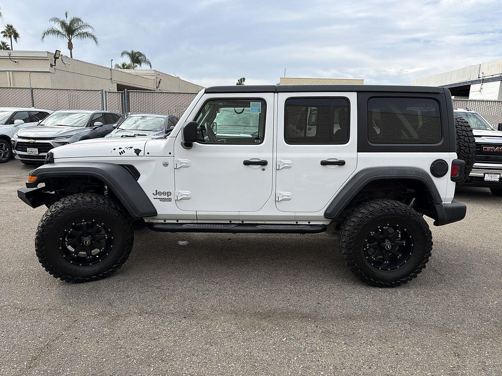 Used 2018 Jeep Wrangler Unlimited Sport S AWD/4WD image 8