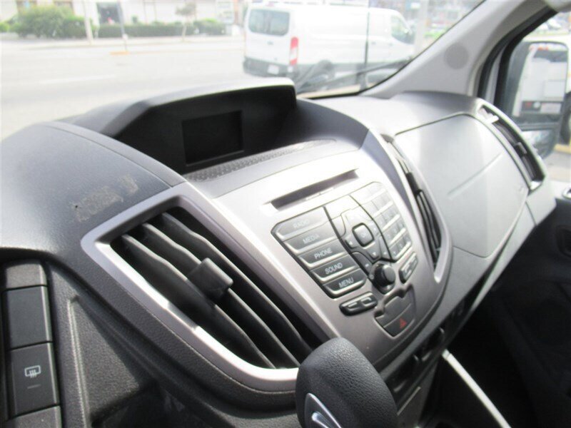 Used 2018 Ford Transit 150 XLT RWD image 28