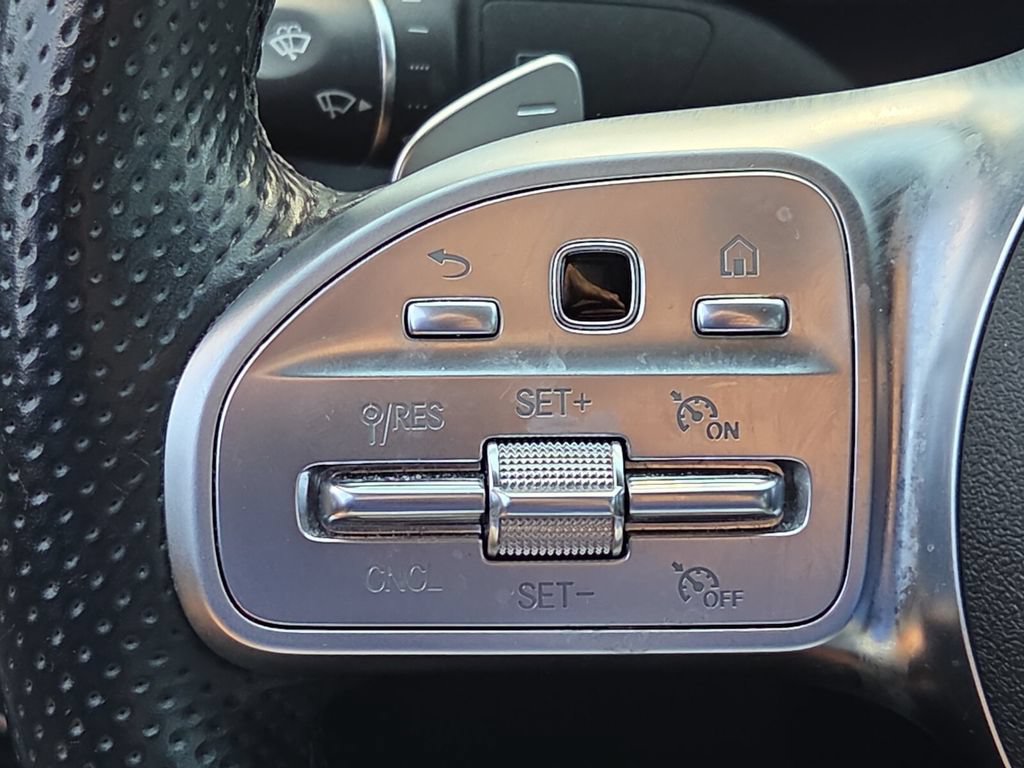 Used 2020 Mercedes-Benz C 300 Sedan image 25
