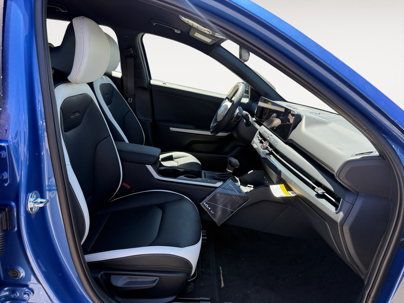 New 2026 Kia K4 EX FWD image 19