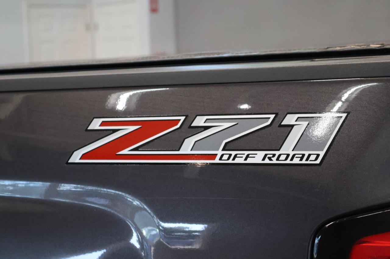 Used 2015 Chevrolet Silverado 2500 LTZ w/ Z71 Package, Off-Road AWD/4WD image 10