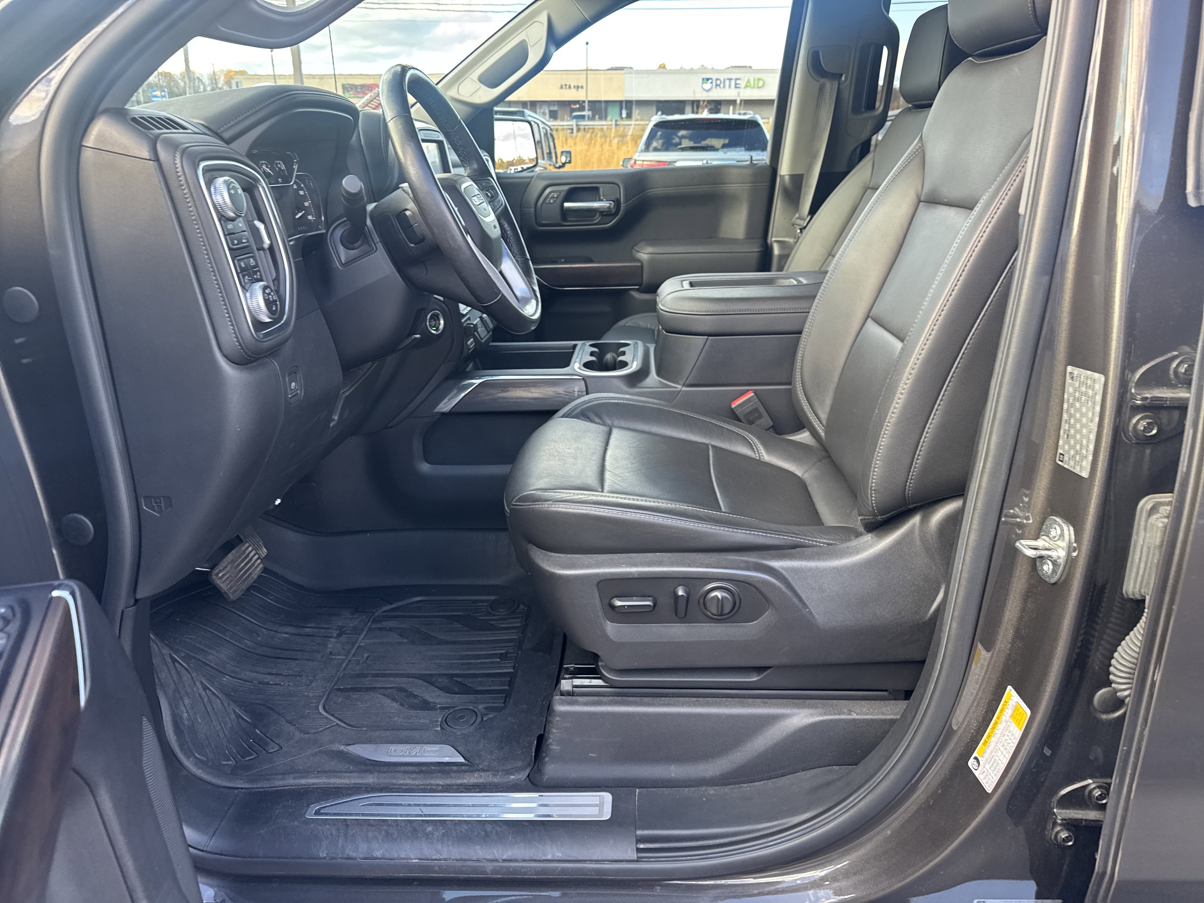 Used 2019 GMC Sierra 1500 SLT w/ SLT Premium Package image 12