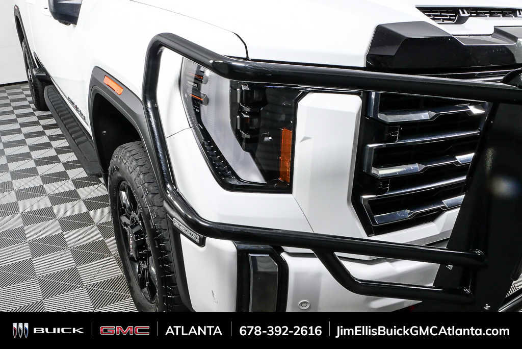 Used 2024 GMC Sierra 2500 AT4 w/ Technology Package AWD/4WD image 30