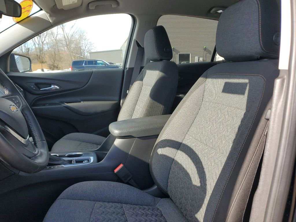 Used 2023 Chevrolet Equinox LT image 18