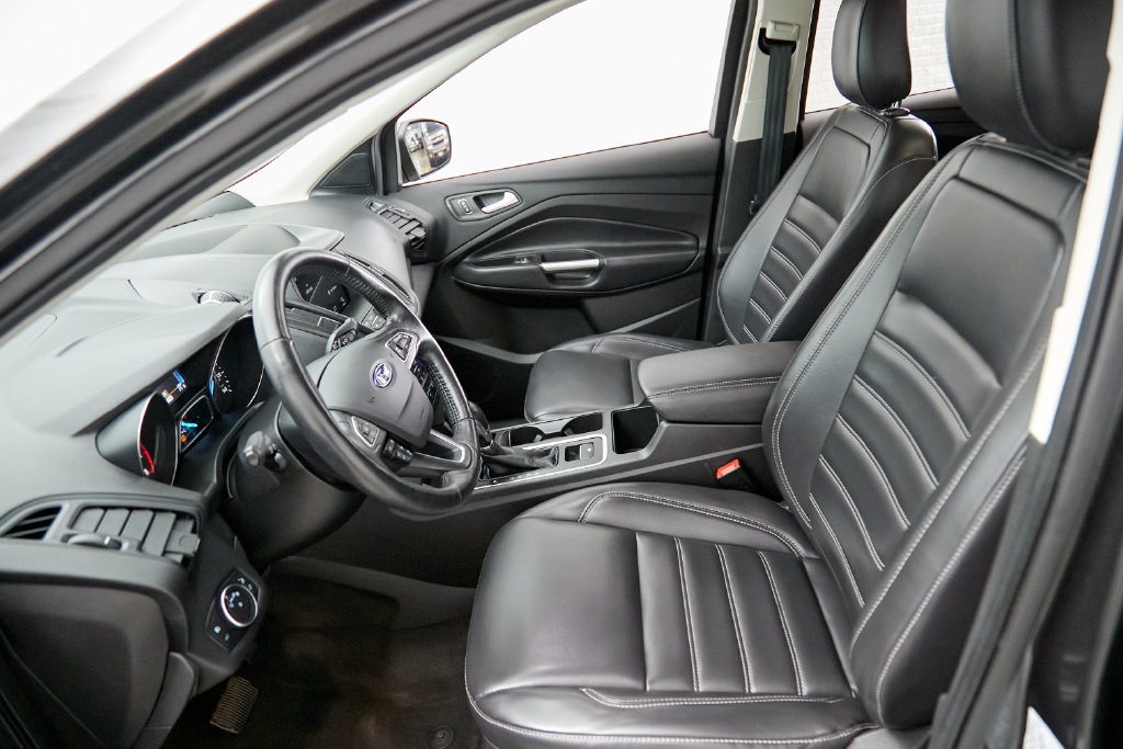 Used 2019 Ford Escape SEL AWD/4WD image 21