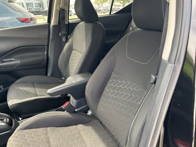 Used 2022 Nissan Kicks S FWD image 32