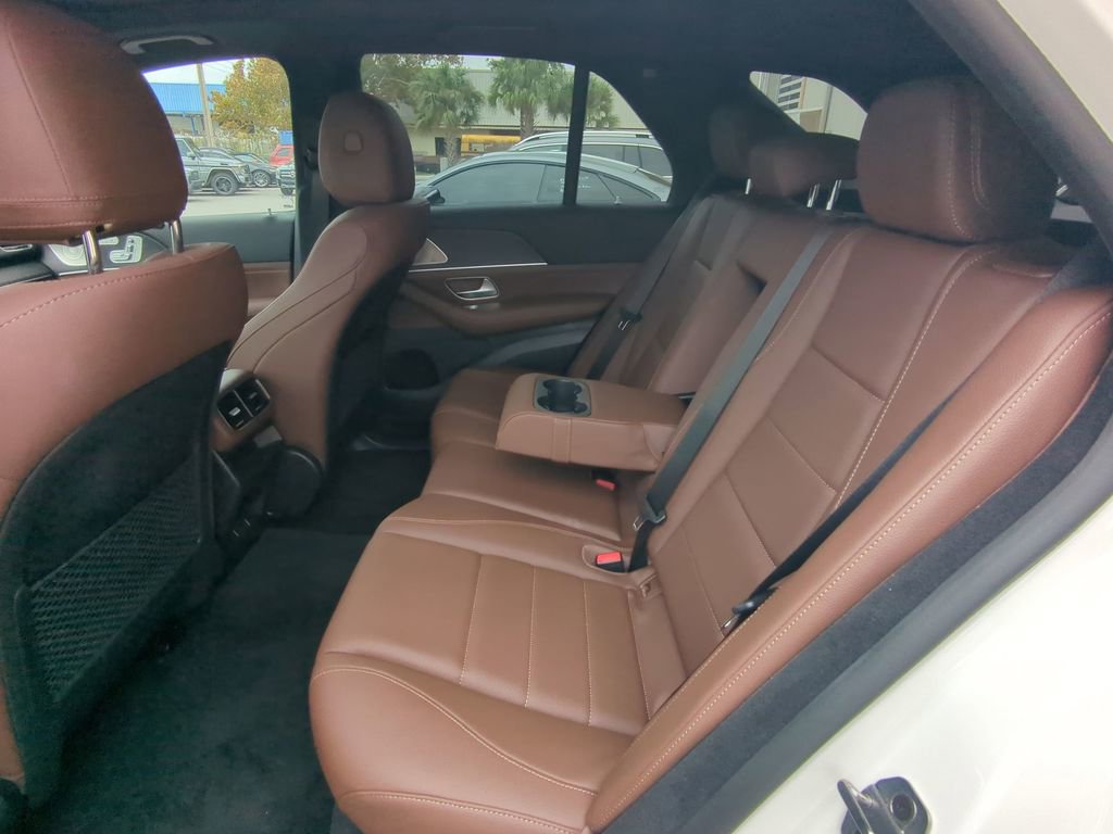 Used 2024 Mercedes-Benz GLE 350 4MATIC image 5