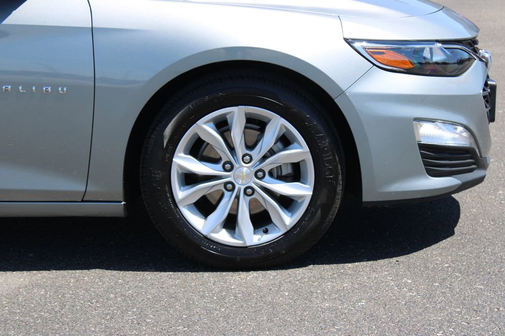 Used 2024 Chevrolet Malibu LT FWD image 12
