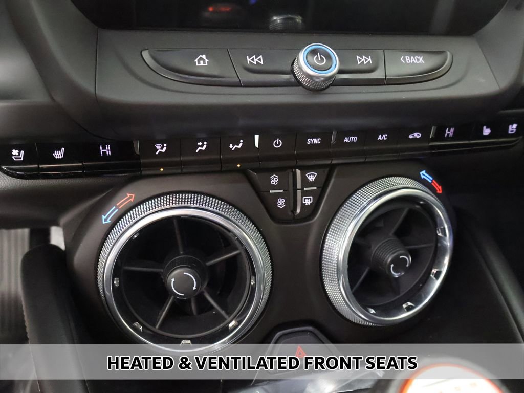 Used 2017 Chevrolet Camaro SS RWD image 8