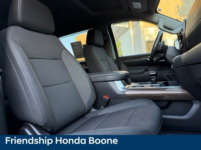 Used 2024 Chevrolet Silverado 1500 LT Trail Boss AWD/4WD image 51
