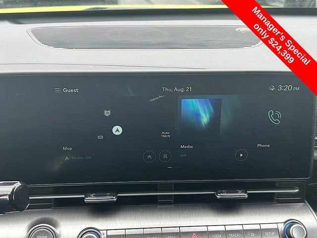 Certified 2025 Hyundai Kona SEL image 18