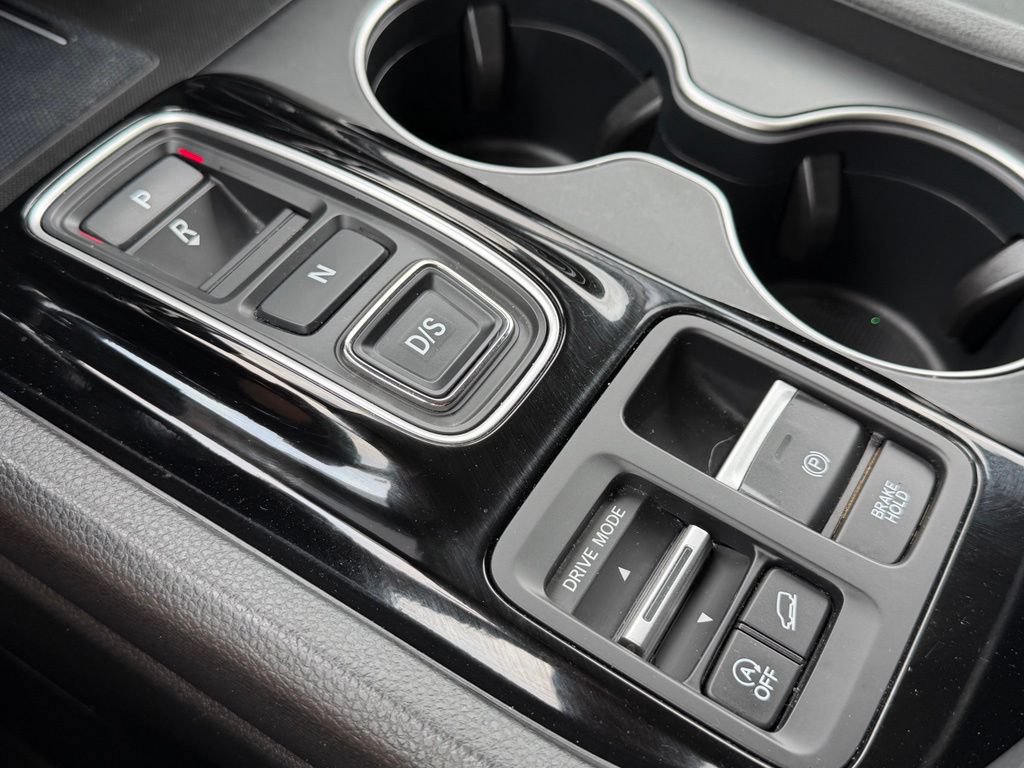 Certified 2023 Honda Pilot Touring image 9