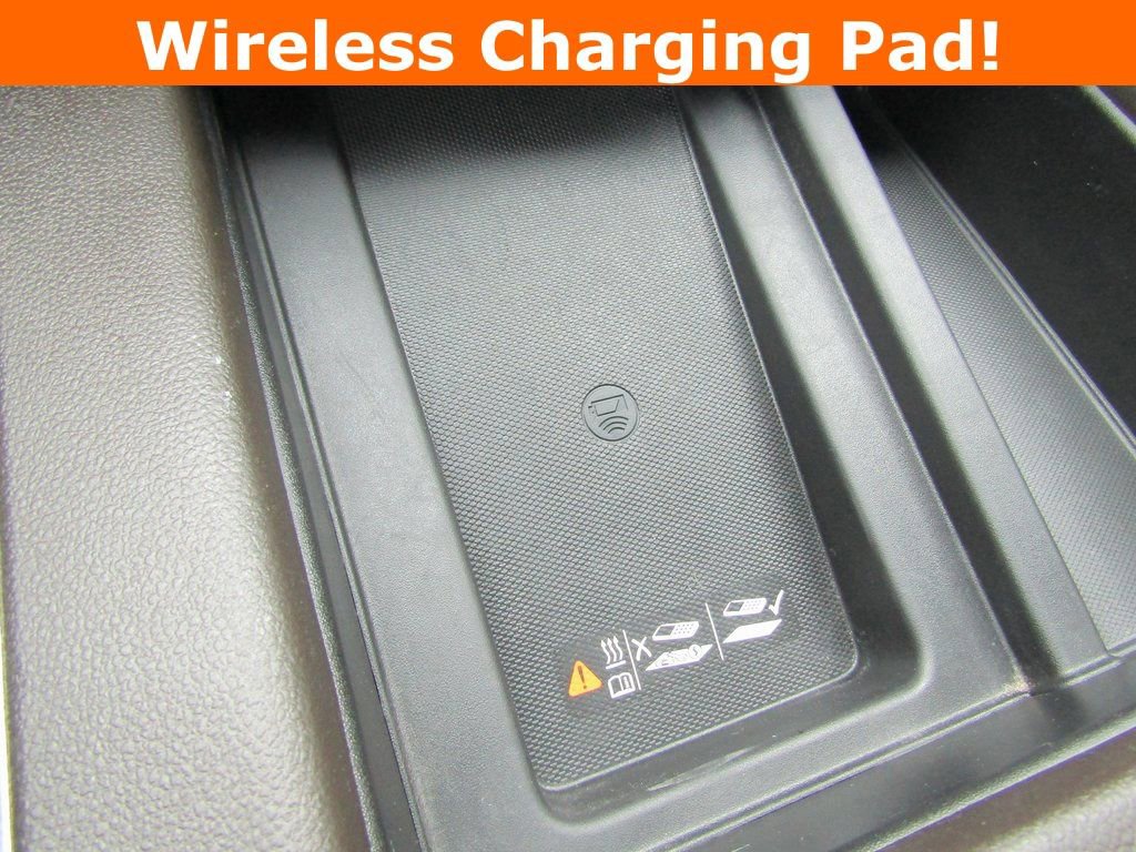 Used 2023 GMC Sierra 3500 Denali w/ Denali Ultimate Package image 24