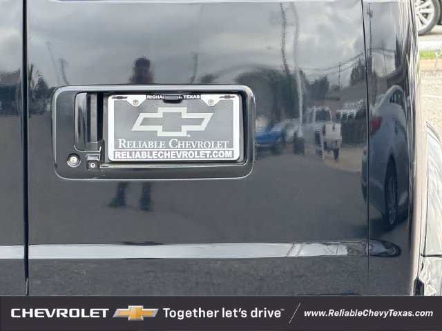 Used 2018 Chevrolet Express 2500 Extended w/ Enhanced Convenience Package RWD image 6
