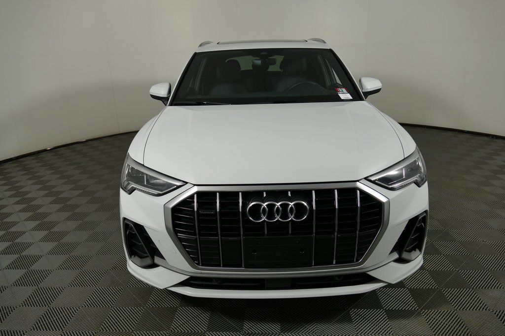 Used 2023 Audi Q3 2.0T Premium Plus w/ Premium Plus Package image 8