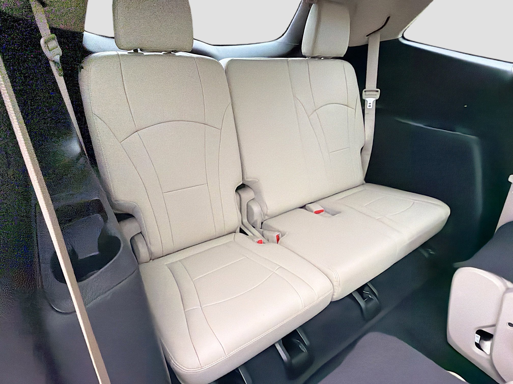 Used 2020 Buick Enclave Premium w/ Surround and Sites Package image 22