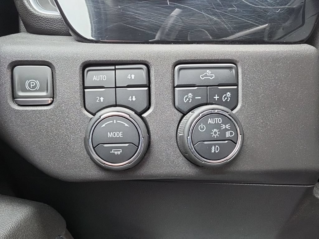 Certified 2023 Chevrolet Silverado 1500 LT Trail Boss w/ Convenience Package II AWD/4WD image 11