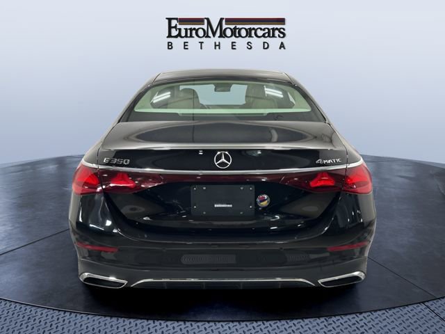 Used 2025 Mercedes-Benz E 350 4MATIC Sedan image 4