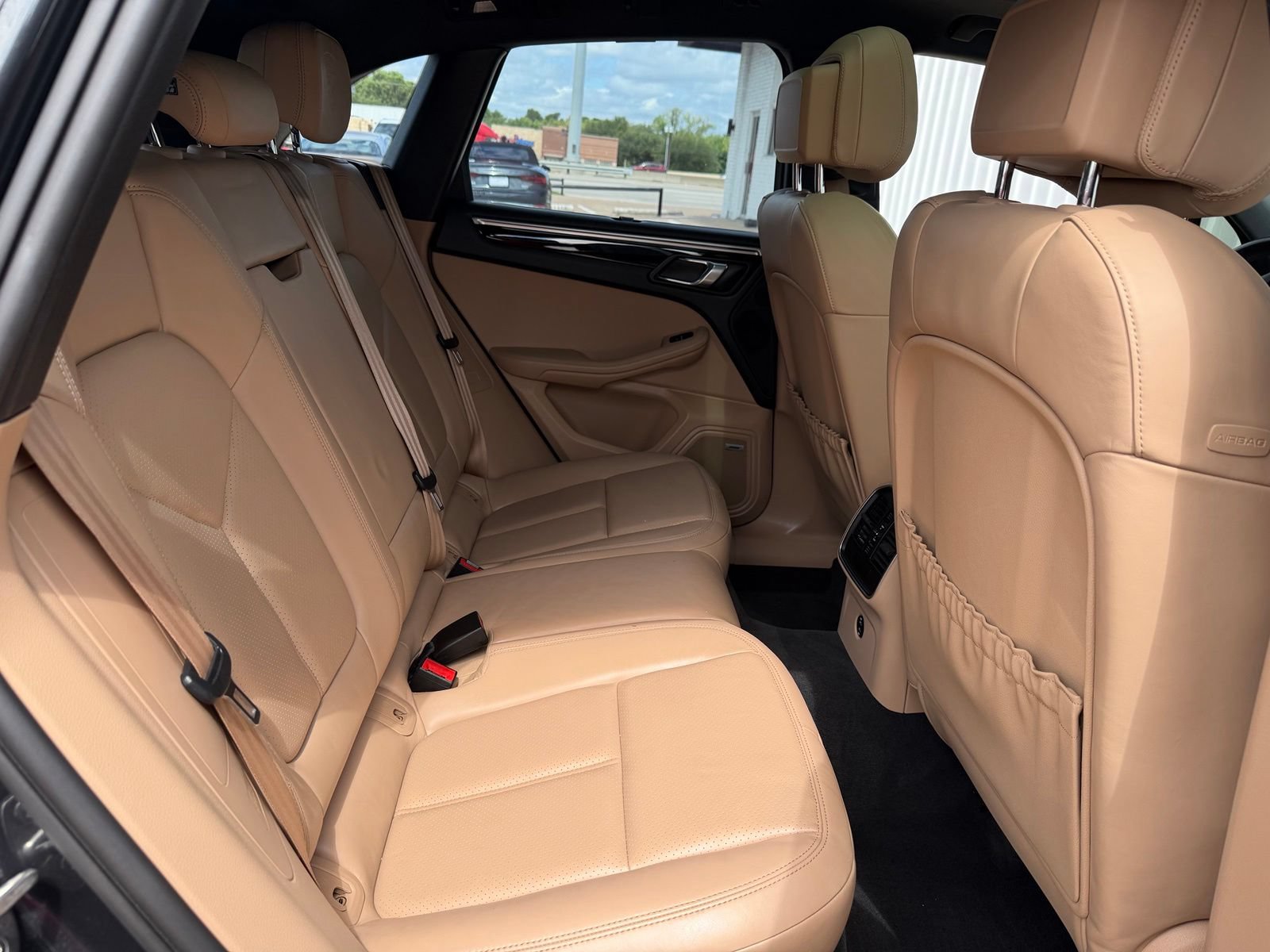 Used 2021 Porsche Macan S AWD/4WD image 22