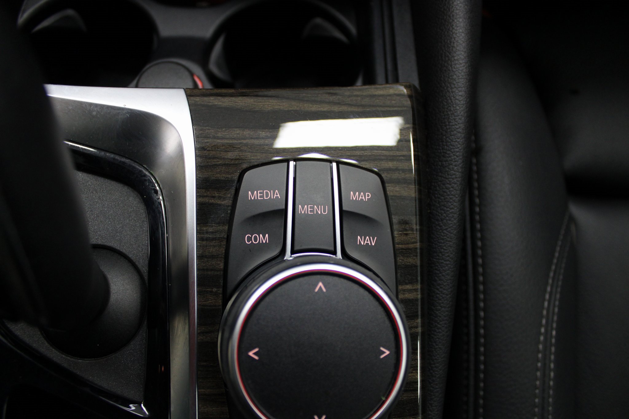 Used 2019 BMW 530i w/ Convenience Package image 41