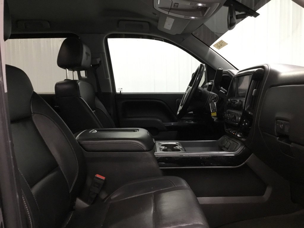 Used 2016 Chevrolet Silverado 1500 LTZ Z71 w/ LTZ Plus Package AWD/4WD image 21