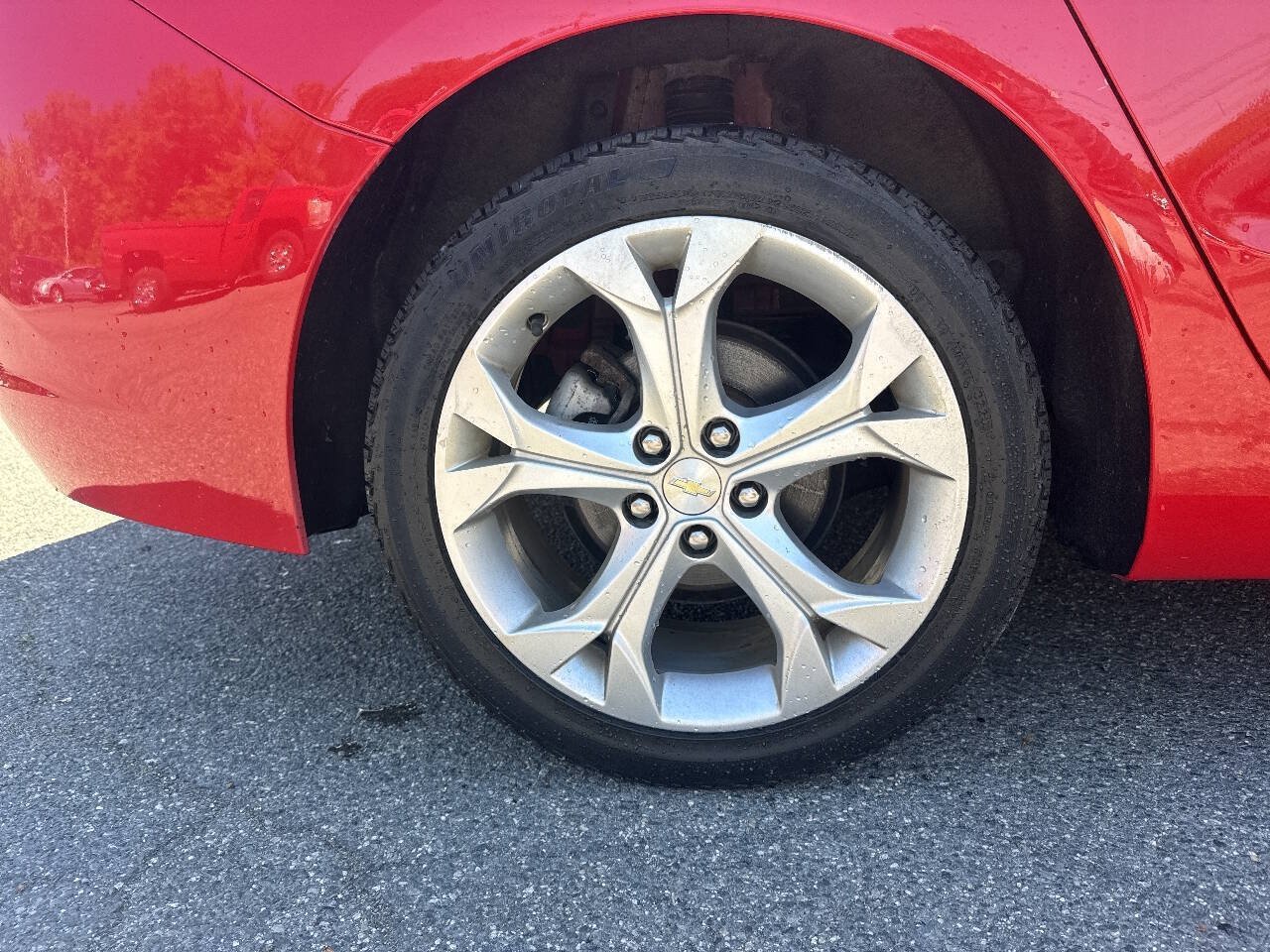Used 2017 Chevrolet Cruze Premier FWD image 21