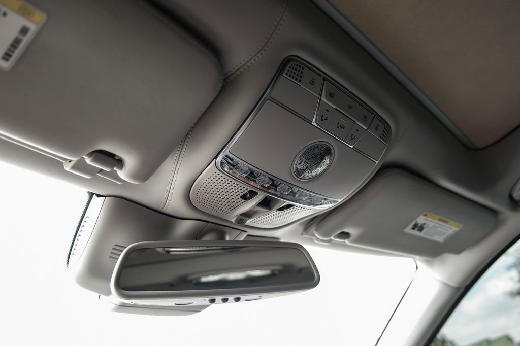 Used 2016 Mercedes-Benz Maybach S 600 image 20