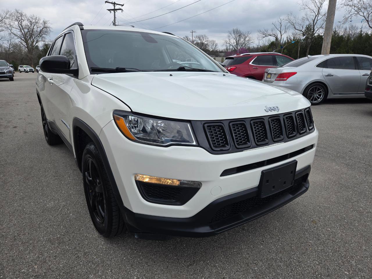Used 2019 Jeep Compass Latitude w/ Popular Equipment Group image 3
