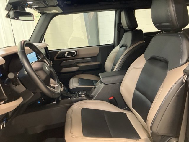 Used 2023 Ford Bronco Wildtrak image 11