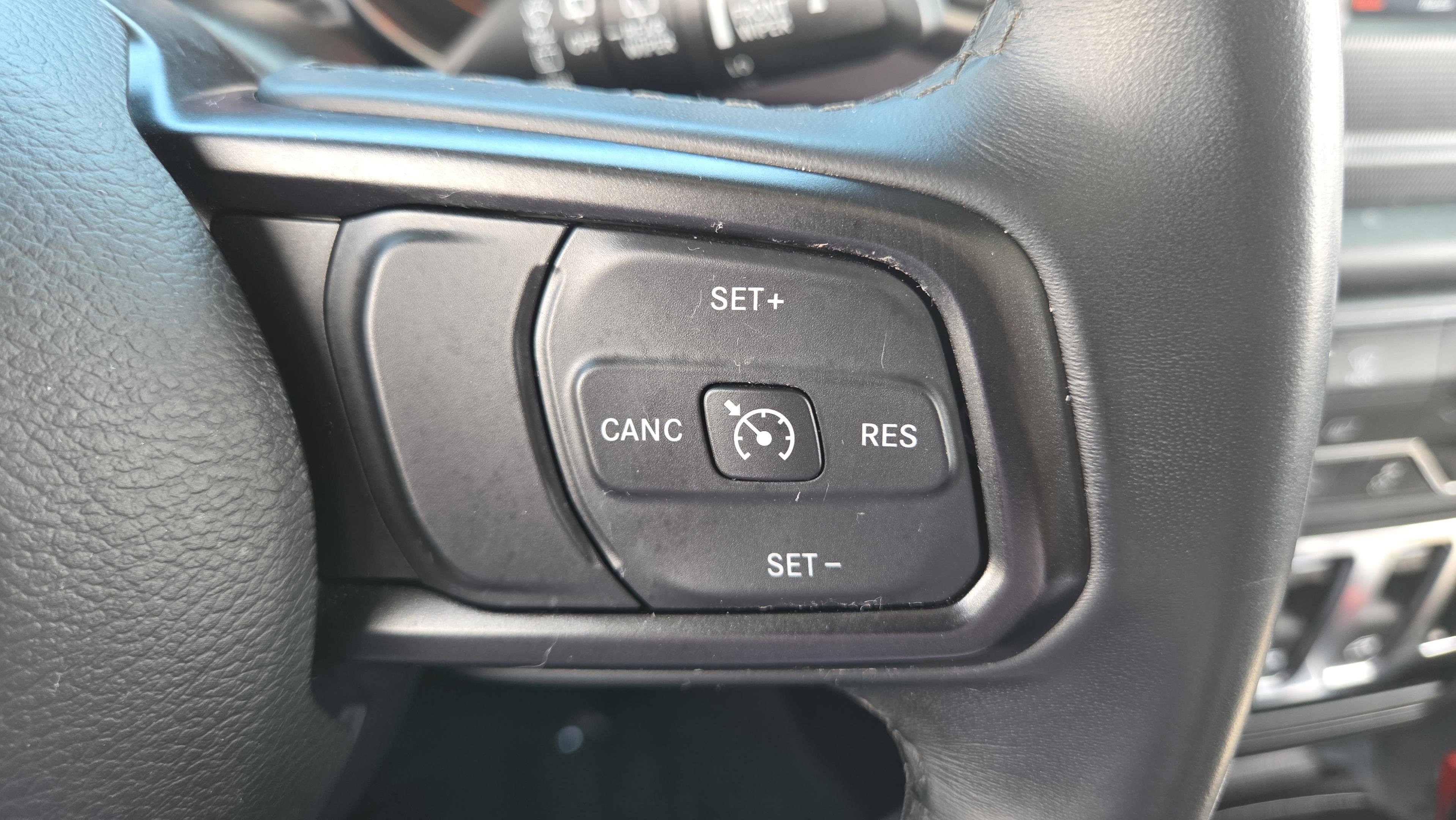 Used 2020 Jeep Wrangler Sport image 25