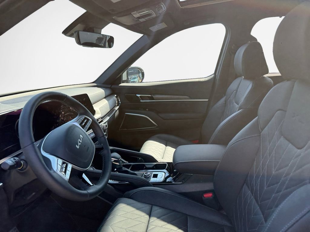 Used 2025 Kia Telluride SX X-Line image 12