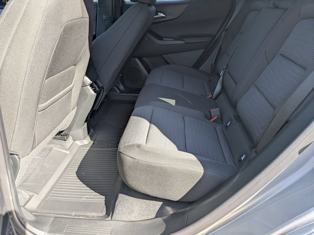 New 2026 Chevrolet Equinox LT FWD image 24