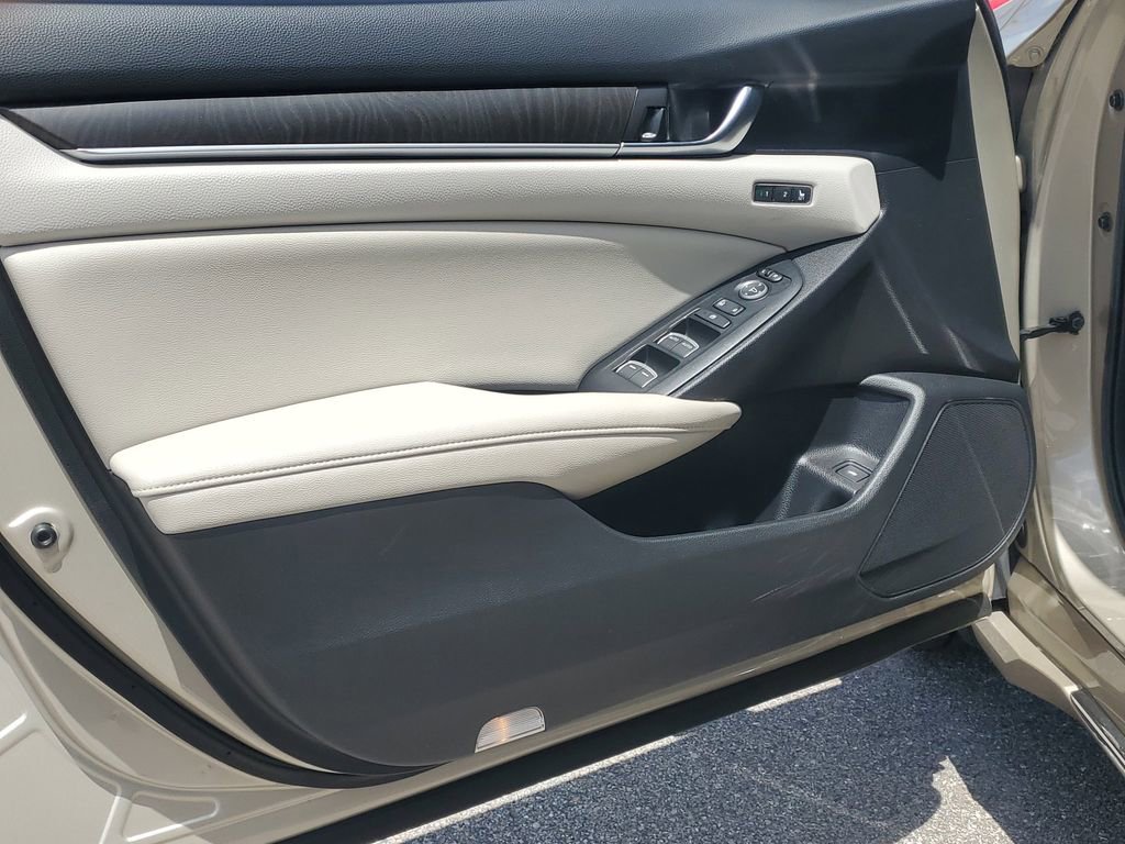 Used 2020 Honda Accord EX-L image 22
