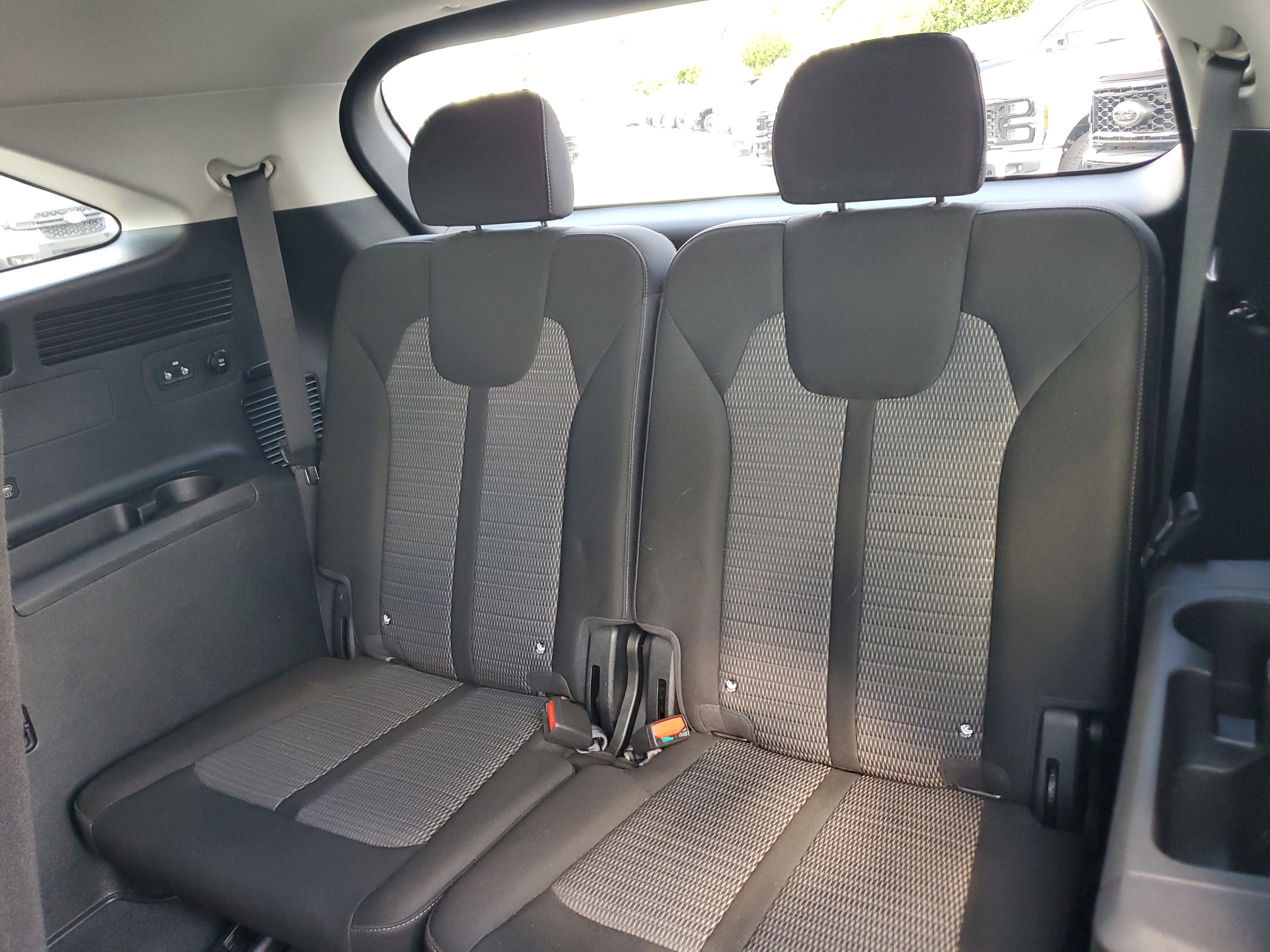 Used 2024 Kia Sorento LX image 14