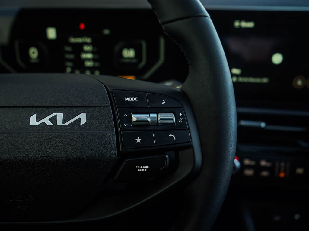 New 2026 Kia Sportage SX image 22