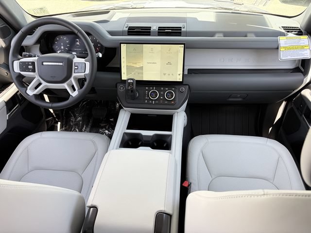 New 2026 Land Rover Defender 110 X-Dynamic SE AWD/4WD image 14