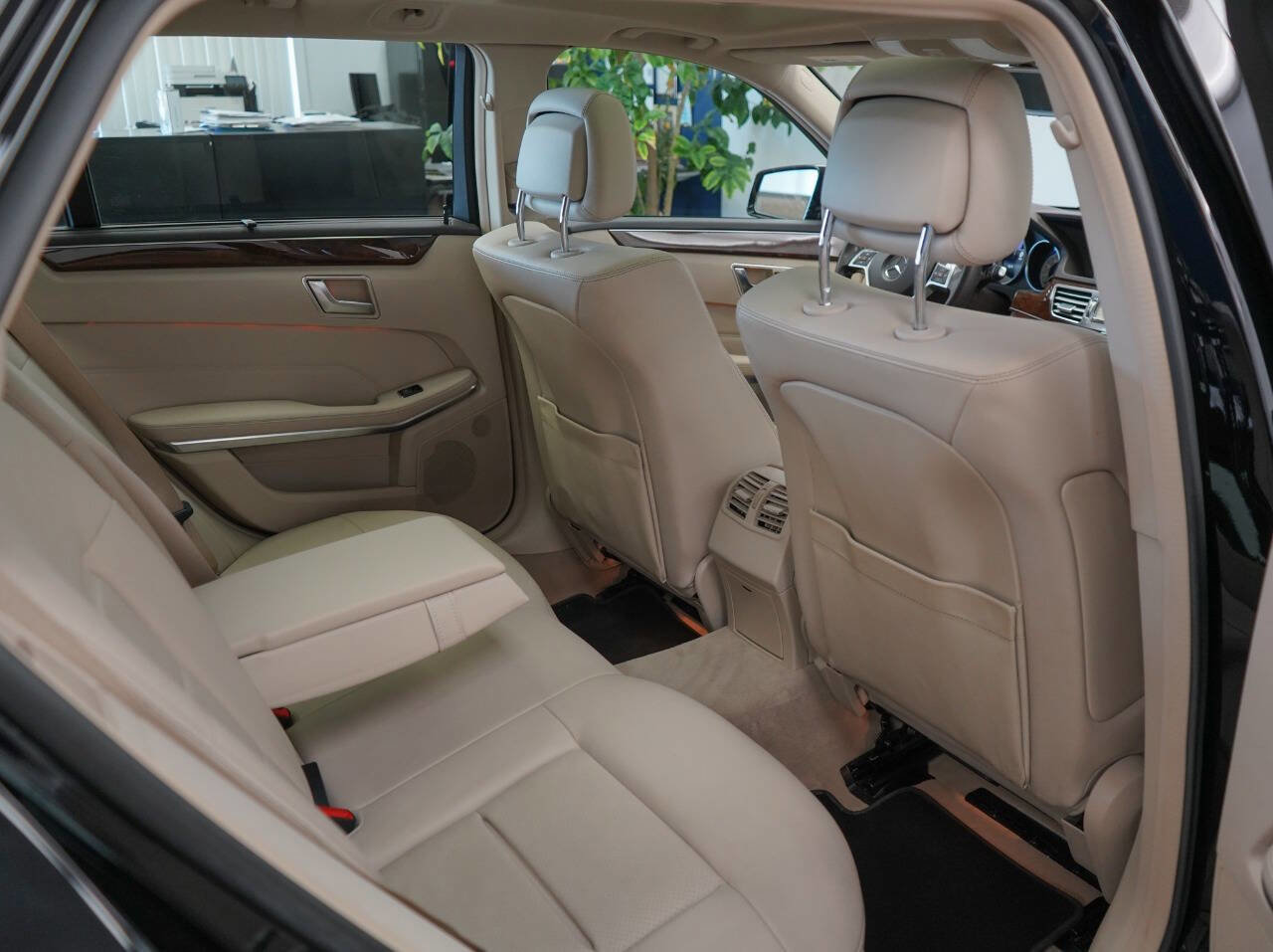 Used 2016 Mercedes-Benz E 350 4MATIC Wagon image 58