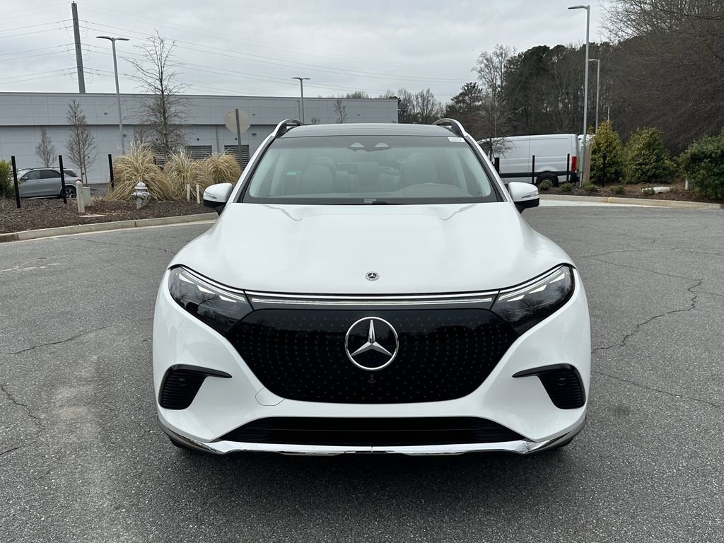 New 2026 Mercedes-Benz EQS 400 4MATIC SUV image 3