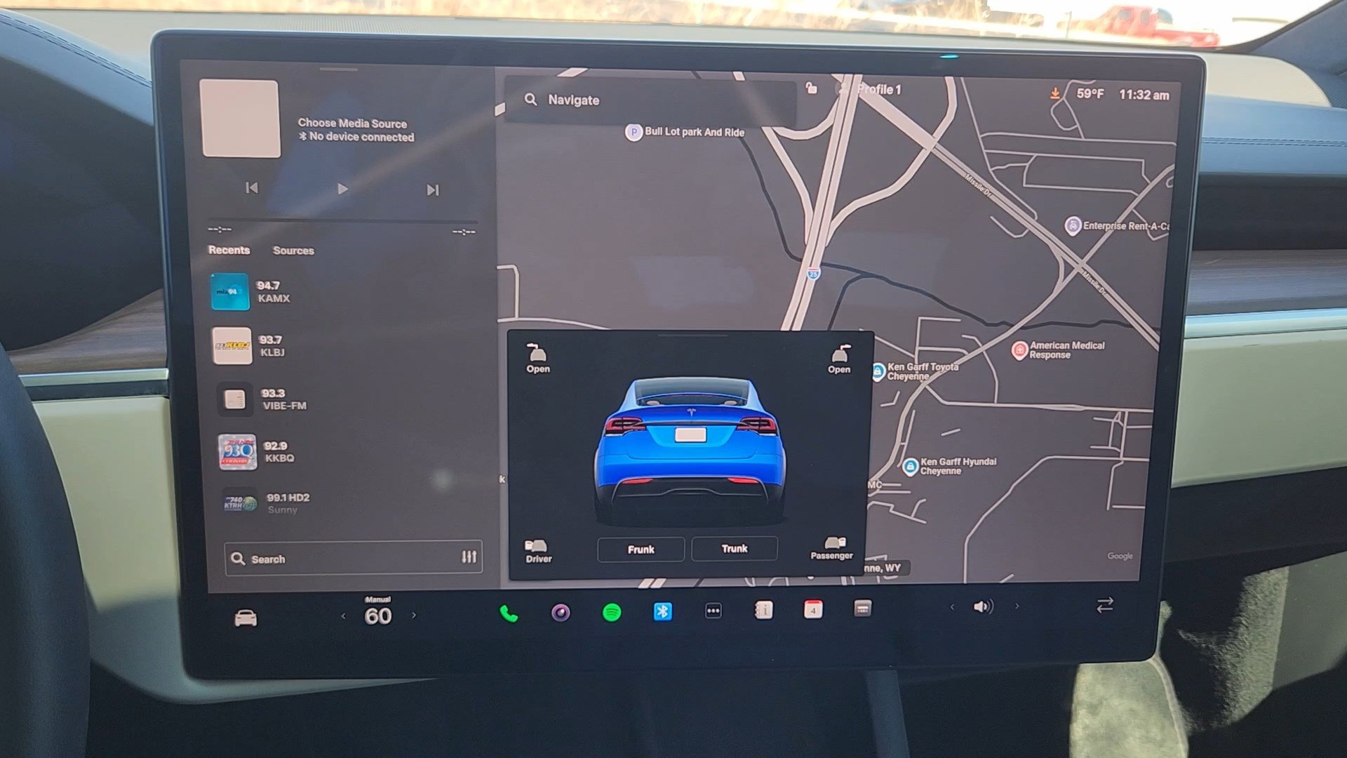 Used 2025 Tesla Model X image 14