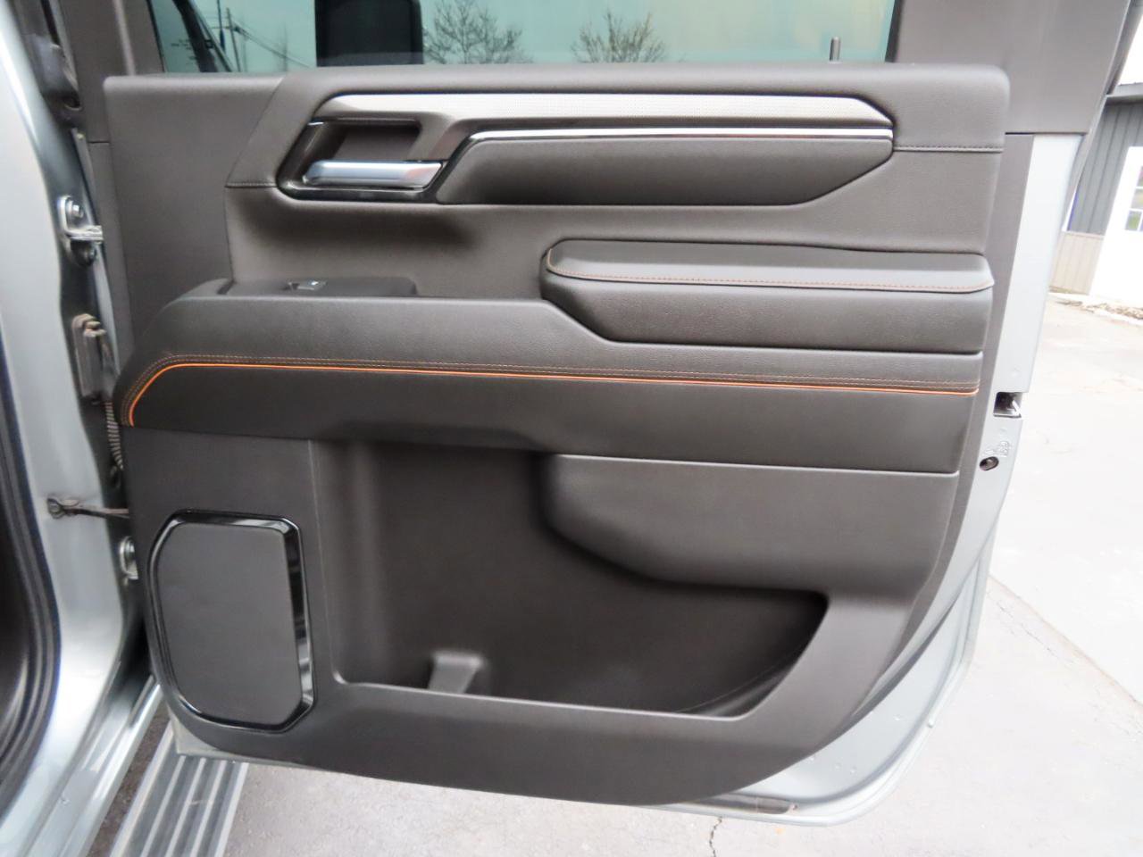 Used 2024 GMC Sierra 2500 AT4 w/ AT4 Premium Plus Package image 46