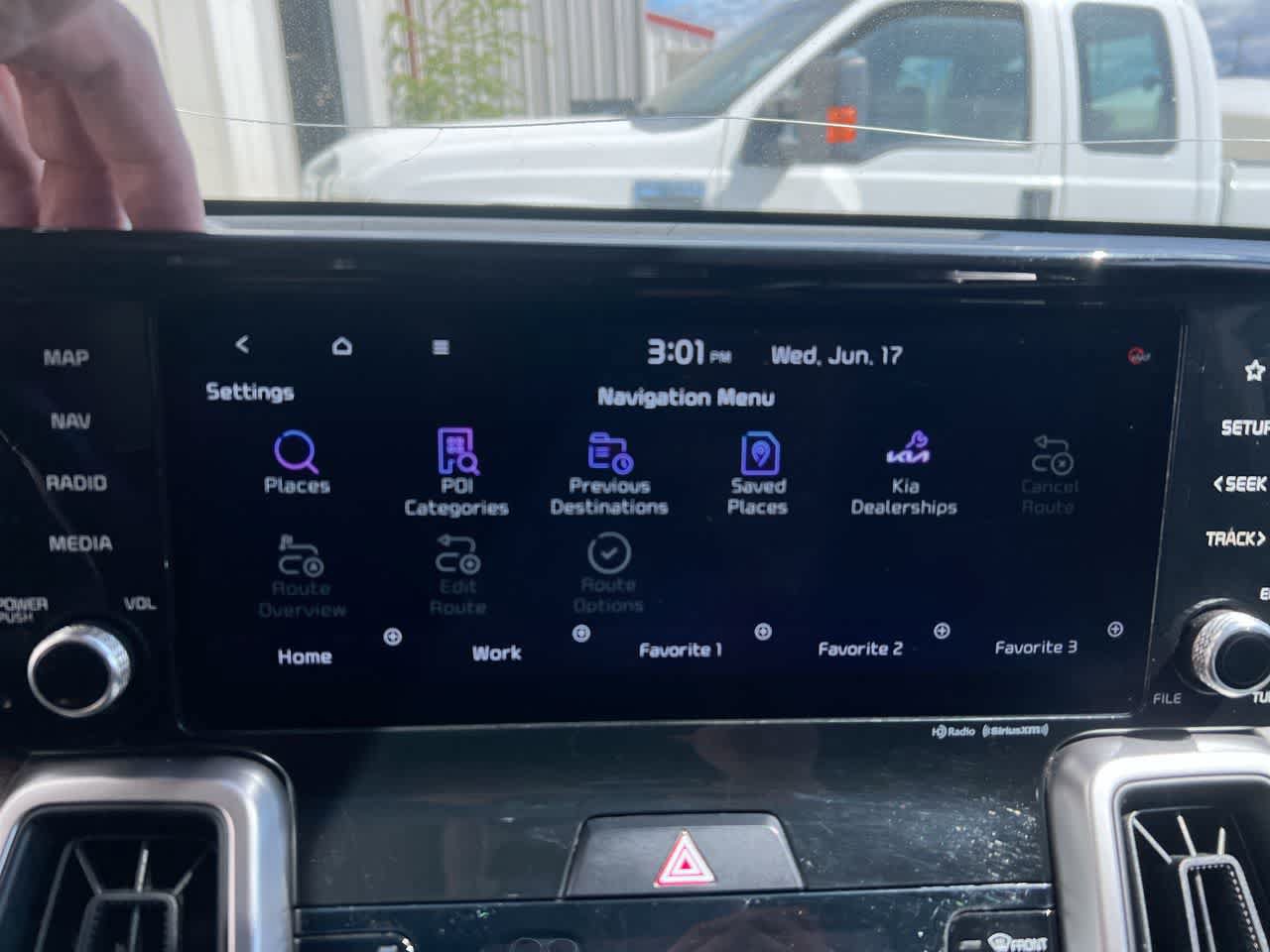 Certified 2025 Kia Soul LX w/ LX Technology Package FWD image 18