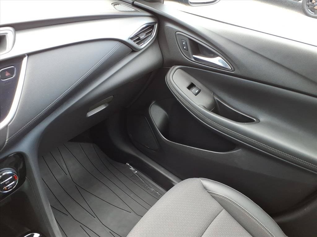 Used 2023 Buick Encore GX Select w/ Experience Buick Package FWD image 33