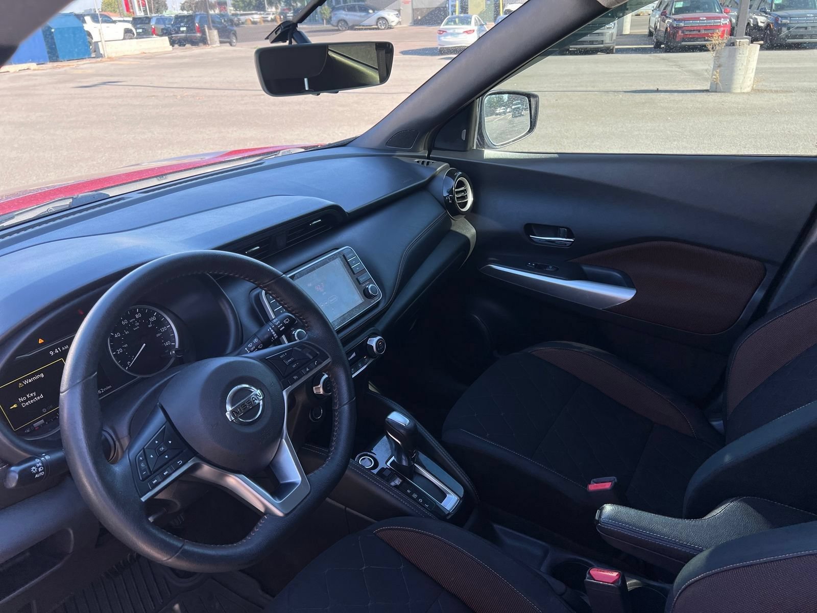 Used 2019 Nissan Kicks SR w/ Interior Electronics Package FWD image 35