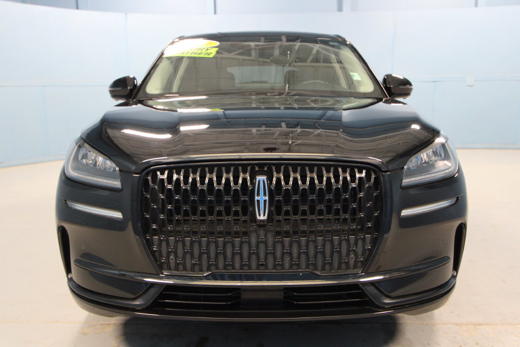 Used 2024 Lincoln Corsair AWD w/ Equipment Group 101A image 27