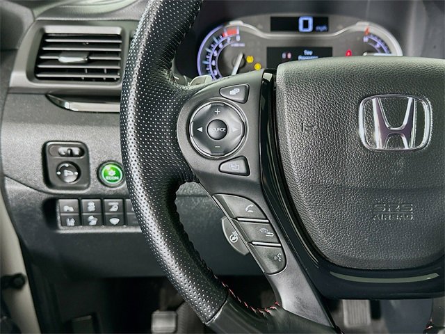 Certified 2022 Honda Ridgeline Black Edition image 10