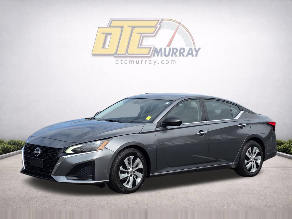 Used 2024 Nissan Altima 2.5 S FWD image 2