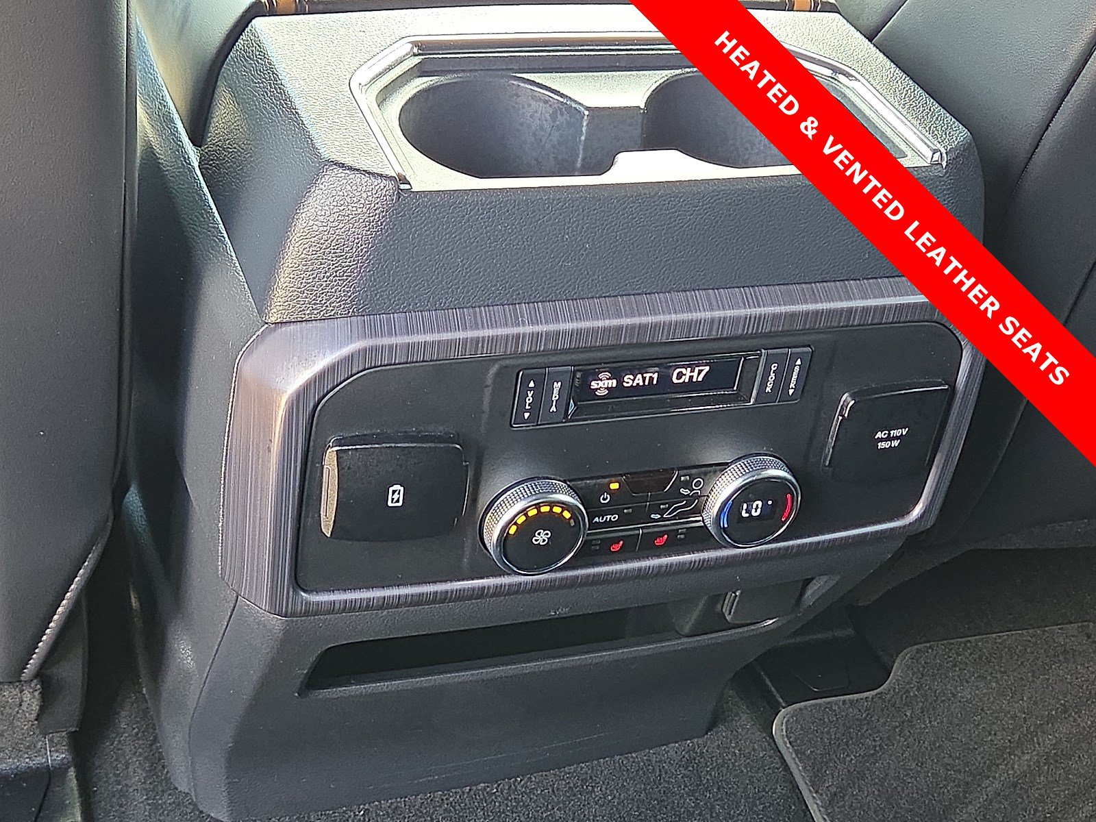 Used 2024 Ford Expedition Platinum AWD/4WD image 12