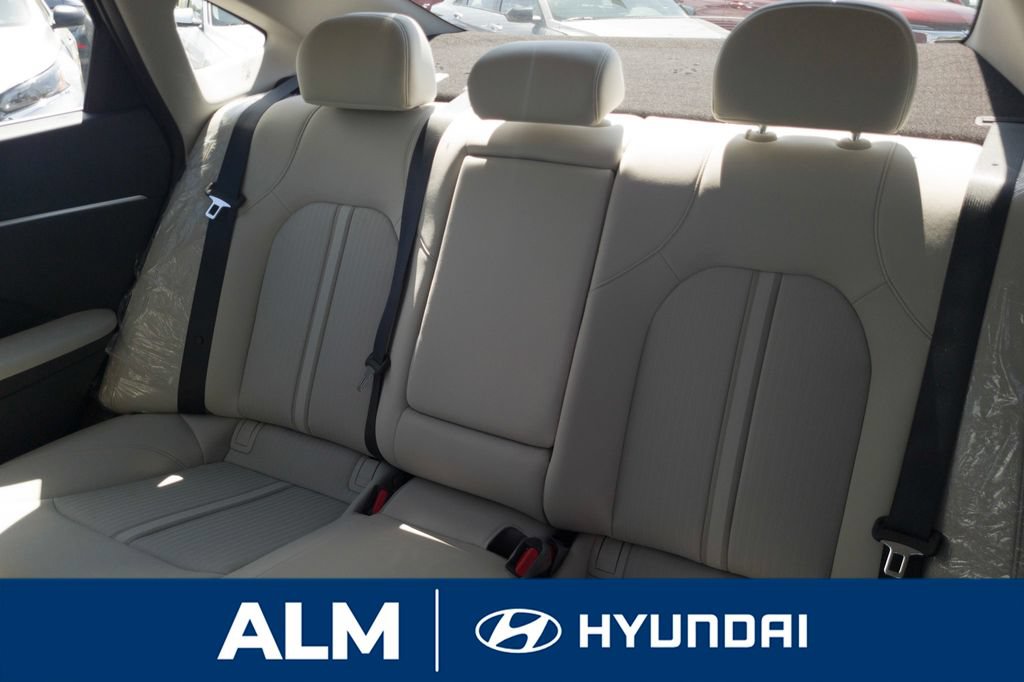 New 2026 Hyundai Sonata SEL FWD image 15