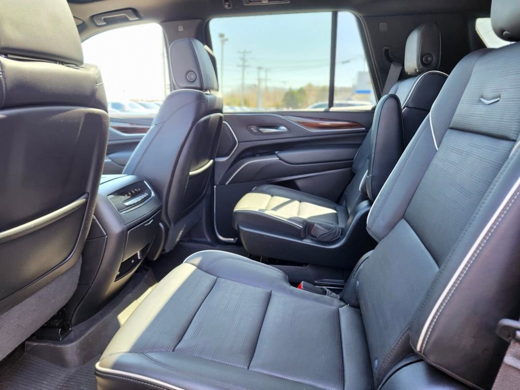 Used 2023 Cadillac Escalade Premium Luxury w/ LPO, Floor Liner Package AWD/4WD image 14